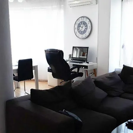 Luxury In The Center Of City アパート
